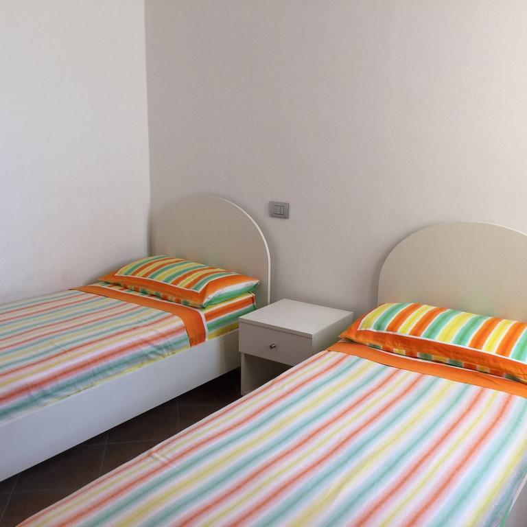 Bertolottu Residence Apartments トルトリ エクステリア 写真